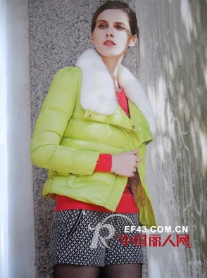 最近什么颜色的衣服流行 荧光绿服装搭配