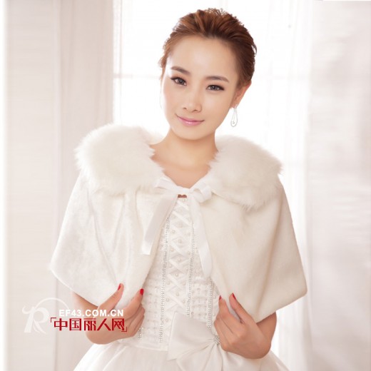 新娘婚纱披肩外套搭配法则