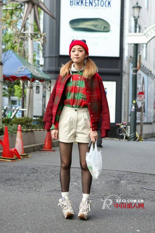 格子元素复古加新潮  演绎百变时尚