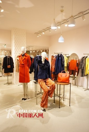 MAX&Co.全新登陆天津友谊商厦