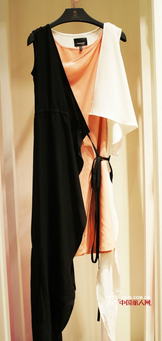 A/E 巴黎速递,全球暖冬春装抢市