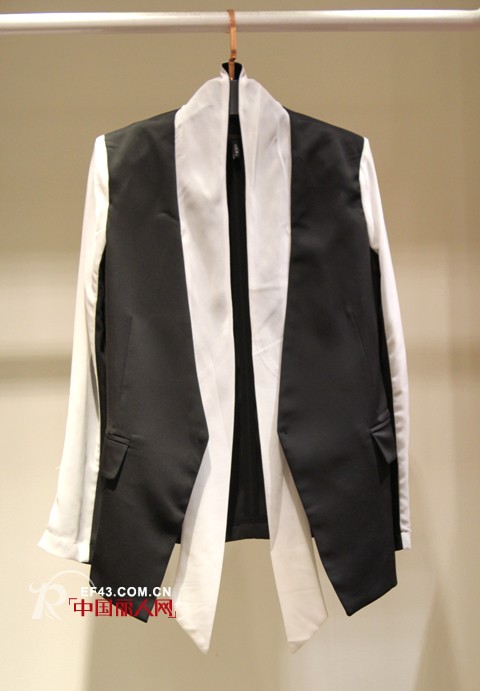 A/E 巴黎速递,全球暖冬春装抢市