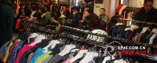 热烈祝贺韩流攻略2014春夏新品发布会圆满落幕