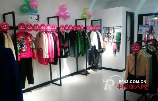 浪漫圣诞浓情相约 MOCANO深圳松岗佳华旗舰店开业