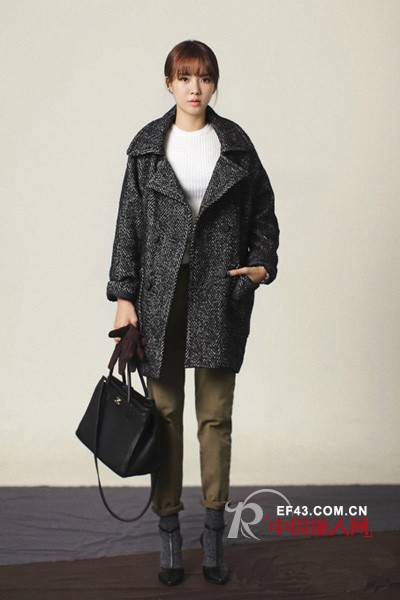 双排扣大衣款式流行吗 双排扣大衣怎么搭配