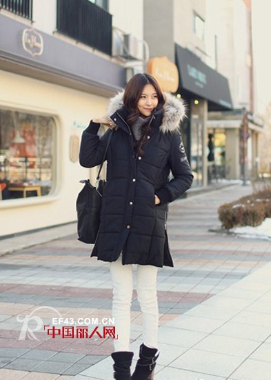棉衣棉服怎么搭配不显臃肿 棉服配高跟短靴保暖又显高挑