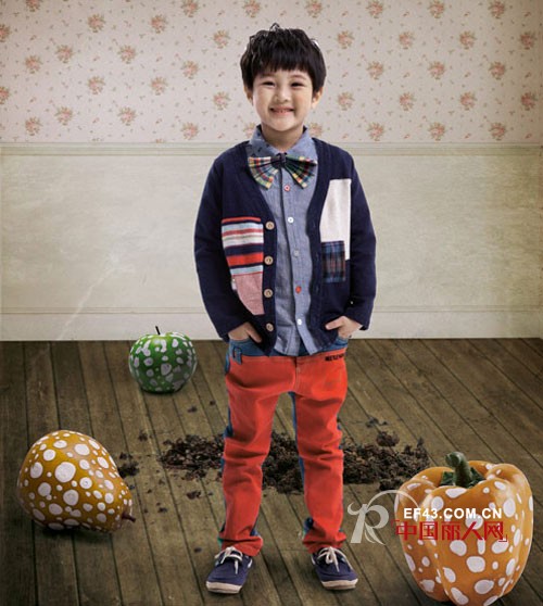 开暖气的家里小孩子应该怎么穿