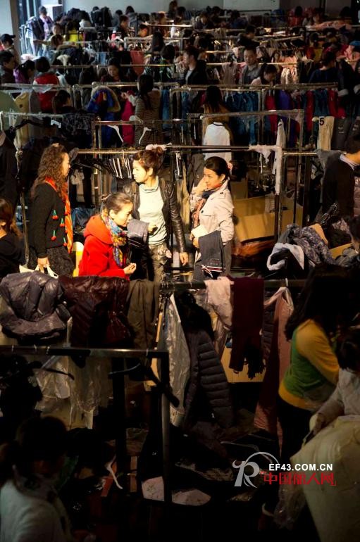 淑女屋年终感恩 内部特购会造福员工