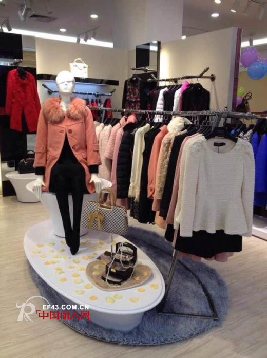 红凯贝尔时尚女装深圳宝安店盛大开业