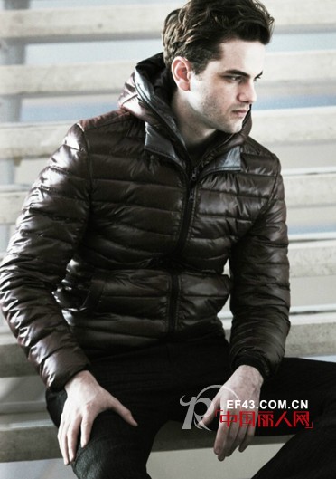 男士羽绒服也新潮 冬季最好搭配的羽绒服推荐