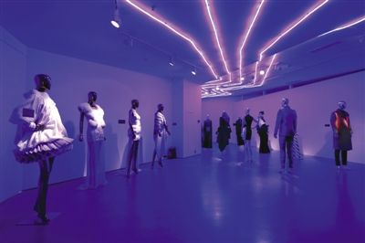 中国时装20年的本土化与国际化