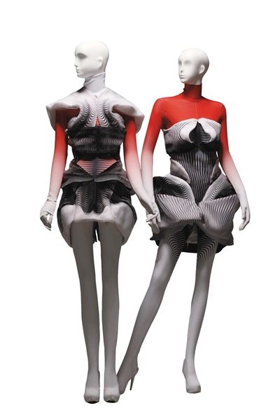 中国时装20年的本土化与国际化