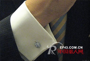经典叠袖成为奢华法式衬衫标志