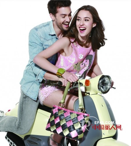 最近流行什么包包款式 编织的包包流行吗