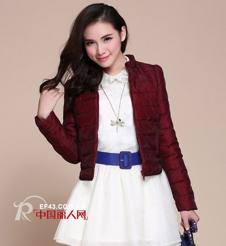 枣红色的衣服怎么搭配 时尚搭配支招