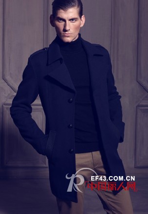 打造复古绅士味道 秋冬季节的毛呢大衣搭配