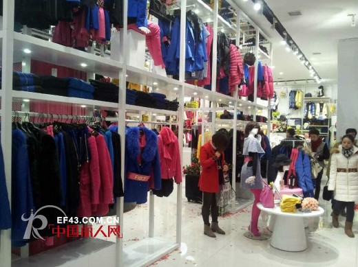 兰州张掖路步行街emu红黄玫瑰综合店盛大开业