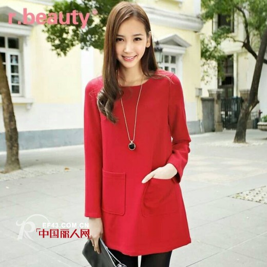 纯色系的裙装搭配法 学做优雅女人