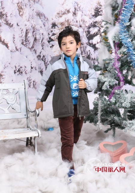 冲锋衣是什么 冲锋衣适合孩子穿吗?