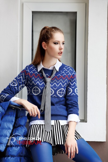 女装怎么搭配才时尚 女装流行什么款式