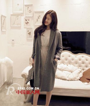 适合胖女生冬季翻领呢子大衣显瘦搭配