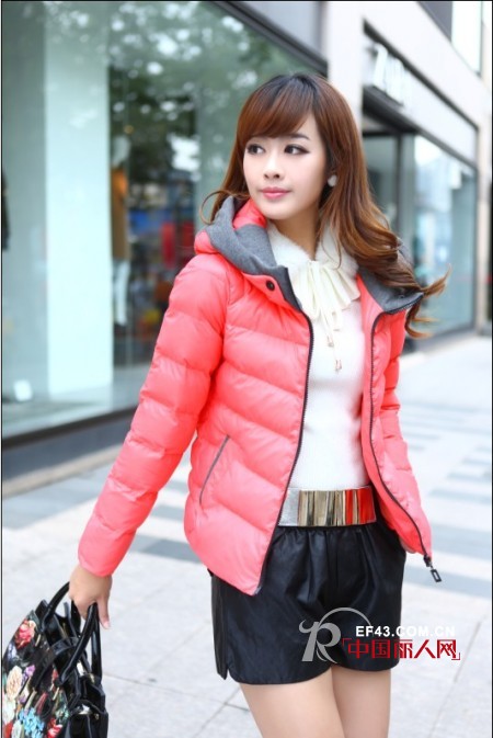 糖果色短款羽绒服推荐 甜蜜时尚的冬装必备