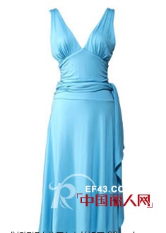 冬天伴娘穿什么  冬季结婚伴娘礼服