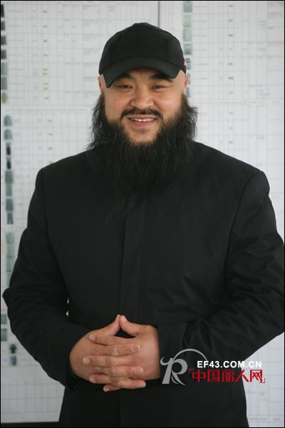 舒朗“大胡子”吴健民:四大措施突破民企瓶颈