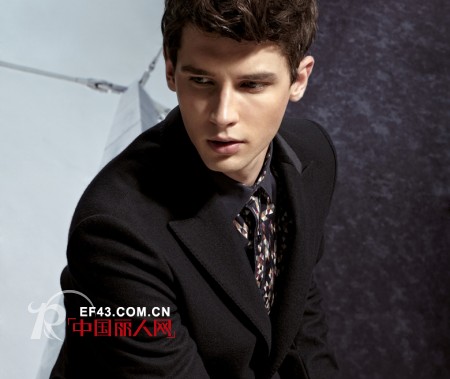 麦卡思时尚男装 打造高雅的贵族气质