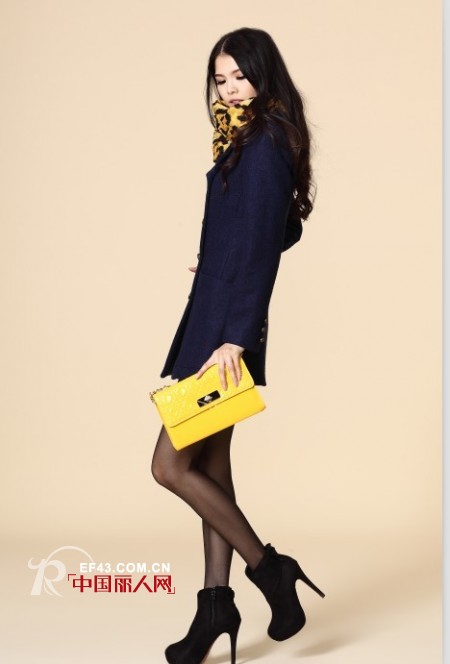 茜诗迪女装冬季欧美风大衣,打造气质女王