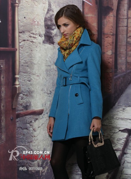 依歌时尚女装 让男人第一眼对你心动