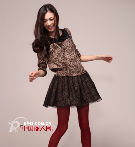 Sweetbasil紫淑都市品牌女装  创造出淡然的优雅都会时尚之风