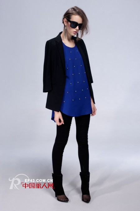 W-tu女装春夏新品 优雅宝蓝现身街头最吸睛