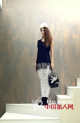 zimple时尚女装春季新品上市  清新唯美混搭