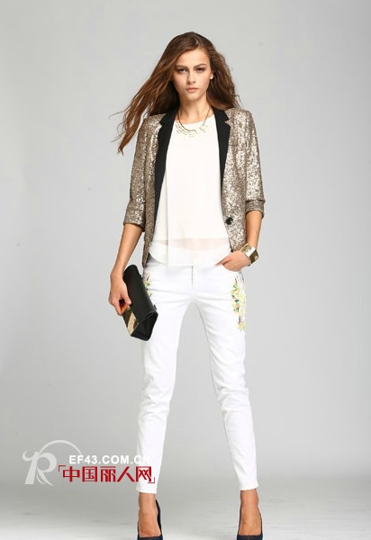 前卫时尚女装LARCHY来尔佳昵2013年春季新品上市