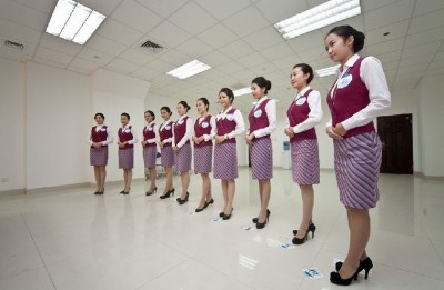时代变迁 盘点中国空姐服装30年