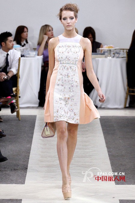 再不小清新我们就老了  清新马卡龙甜蜜早春穿上身