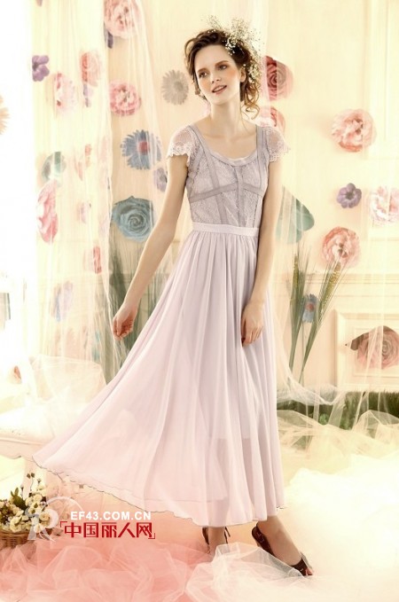 出格时尚女装 马卡龙色打造萌感减龄装扮