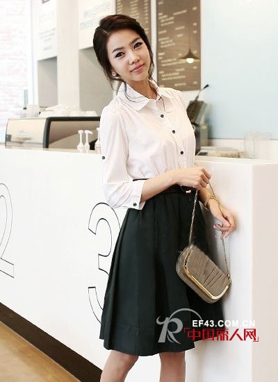 衣橱必备白衬衫 MM教你早春如何搭