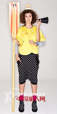 CRZ潮牌休闲装 夸张另类新穿法