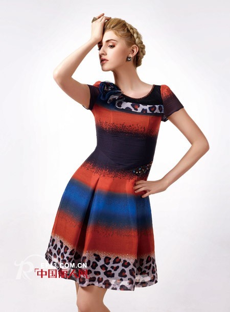 司歌女装2013春夏新品  让这个季节更加清新雅致