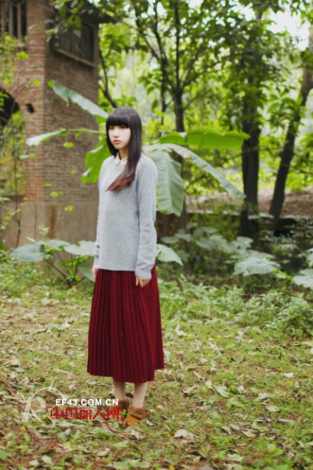 初春出游如何穿 复古文艺范儿带你游古城