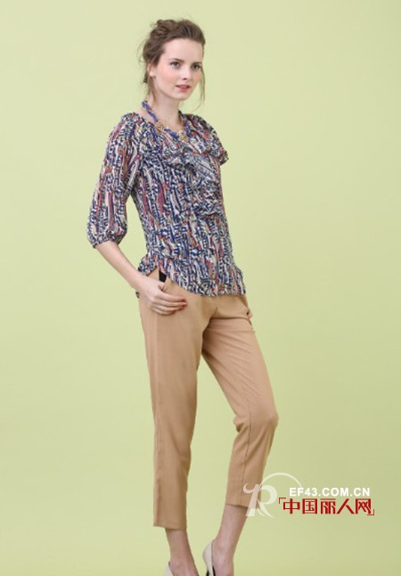 心吻女装2013春夏新品:动感亮丽色彩展开奇妙新篇章