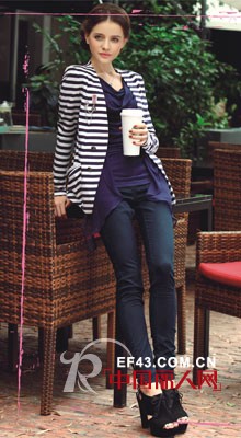 LINDI零典时尚女装  玩转潮流条纹海军风