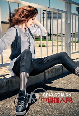 LA B&W 黑与白女装 经典大气黑白配