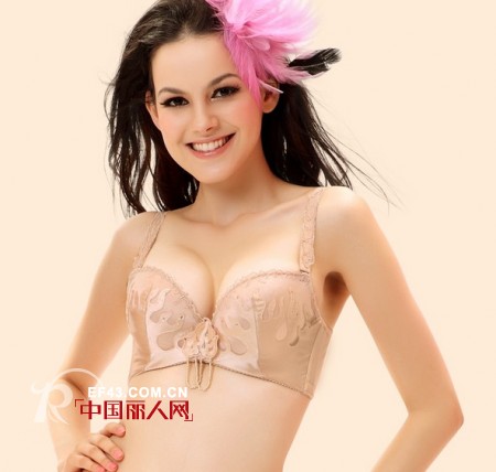 黄金身段show品牌内衣:挑战地心引力塑造向上曲线