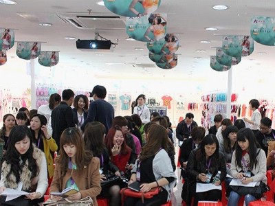 康璐妮内衣“永恒的经典”2013年春夏新品订货会完美落幕