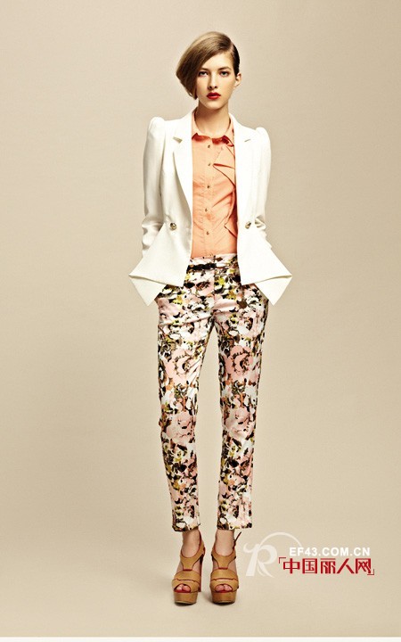 水木一村发布2013春夏女装新品 晋升职场新贵