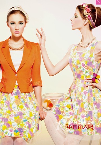 雅轩菲格春夏时尚新品  浪漫怀旧展现迷人气质