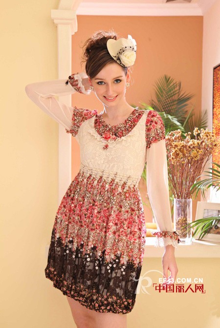 伊汶贝迩女装2013春夏款 艺术感碎花演绎田园Style